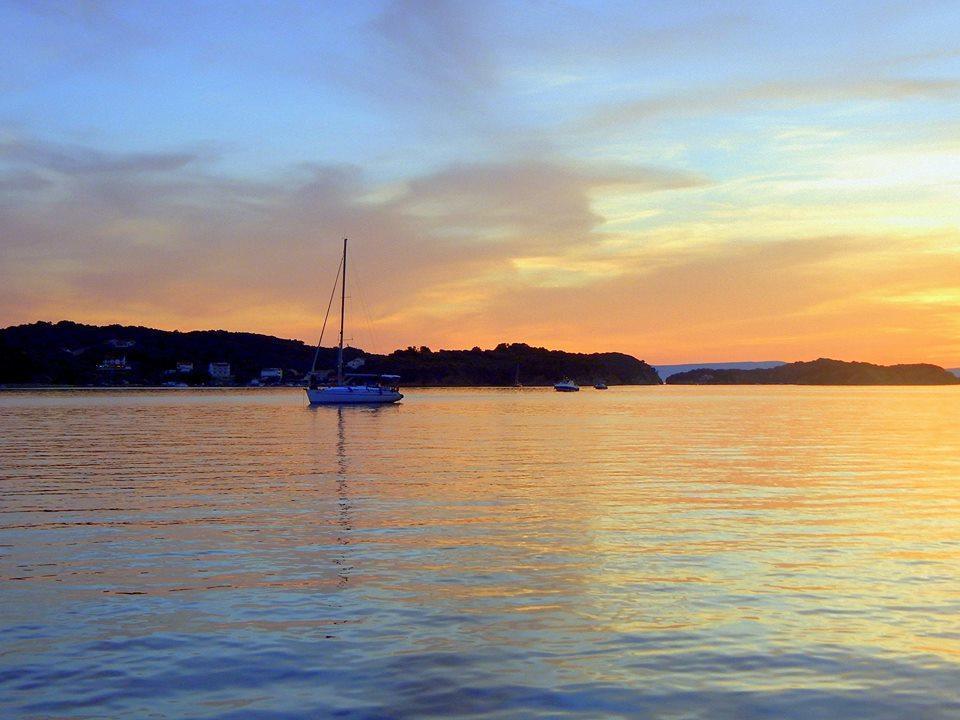 Apartments Jaska Supetarska Draga Eksteriør bilde